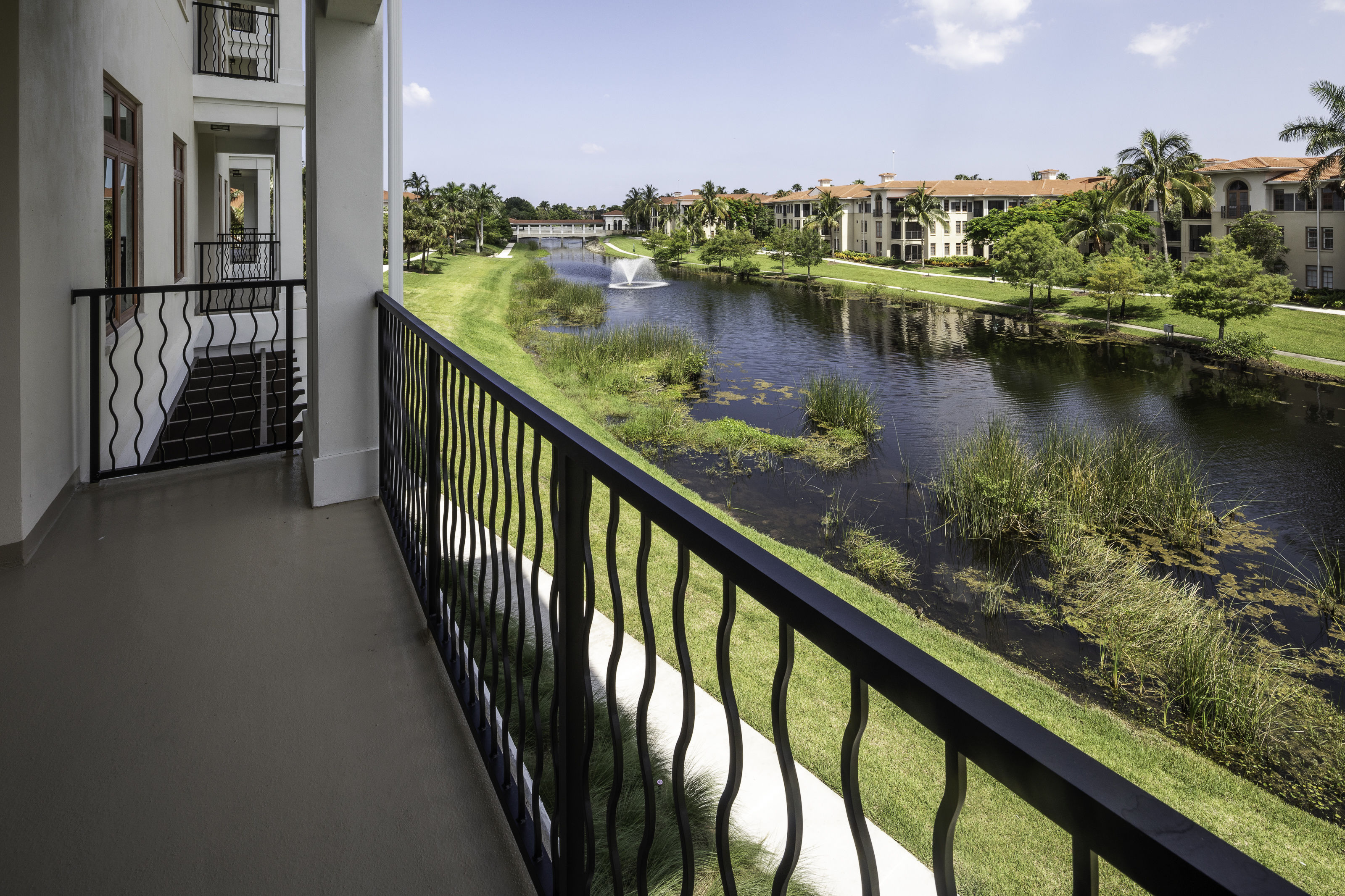 La Posada Palm Beach Gardens, FL Independent Living / Assisted